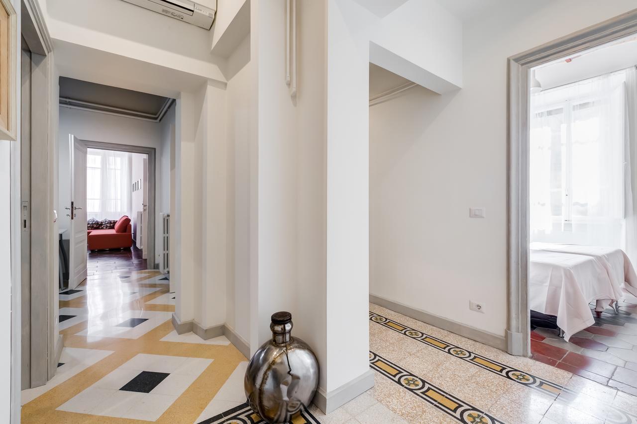 Monti Colosseum Apartment Rom Exteriör bild