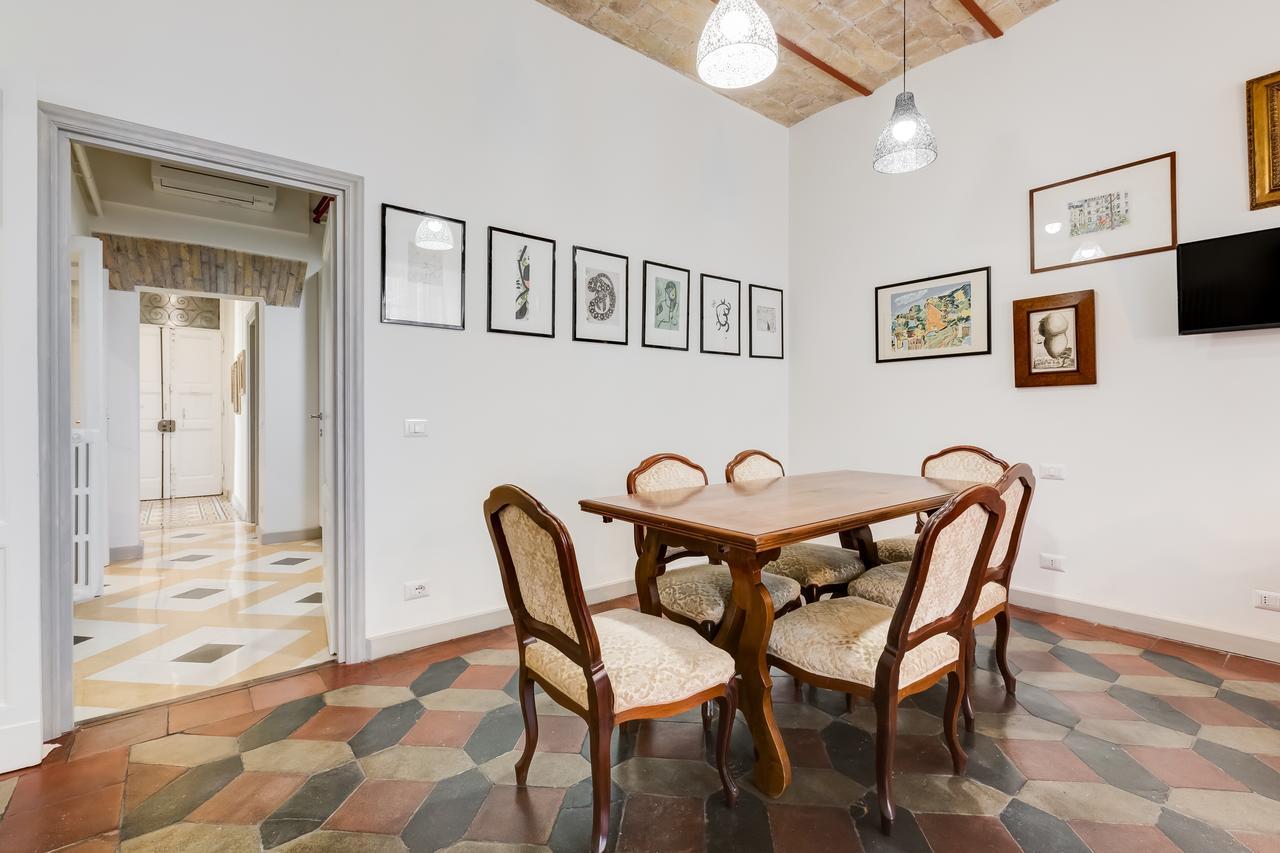 Monti Colosseum Apartment Rom Exteriör bild